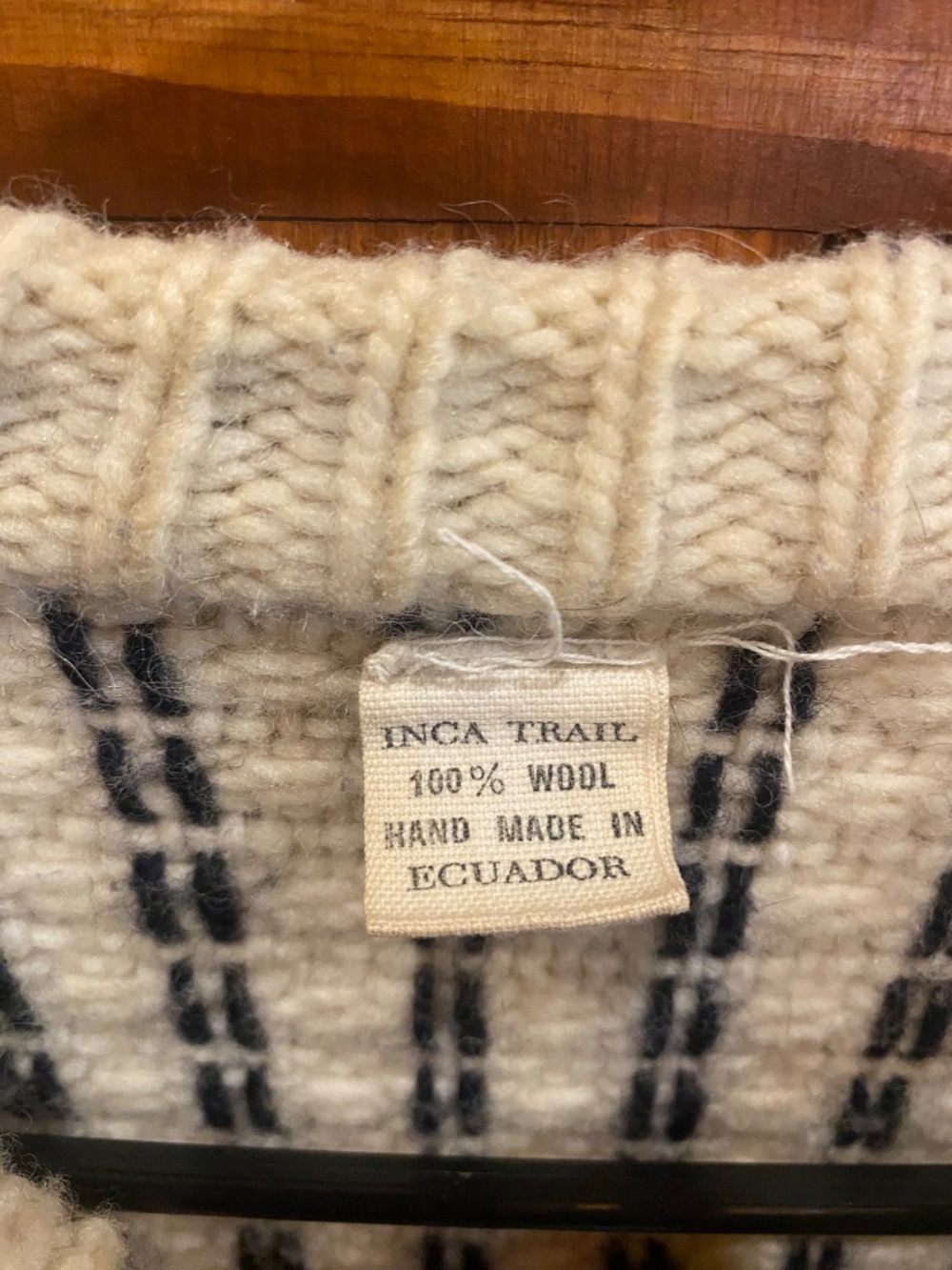 100% wool sweater - Picture 3 of 4